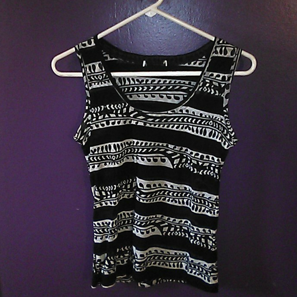 Black & white blouse